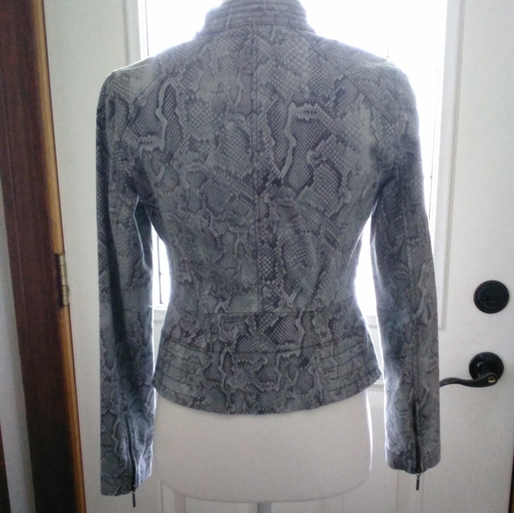 WHBM Gorgeous Python printed Moto Jacket - Picture 3 of 9